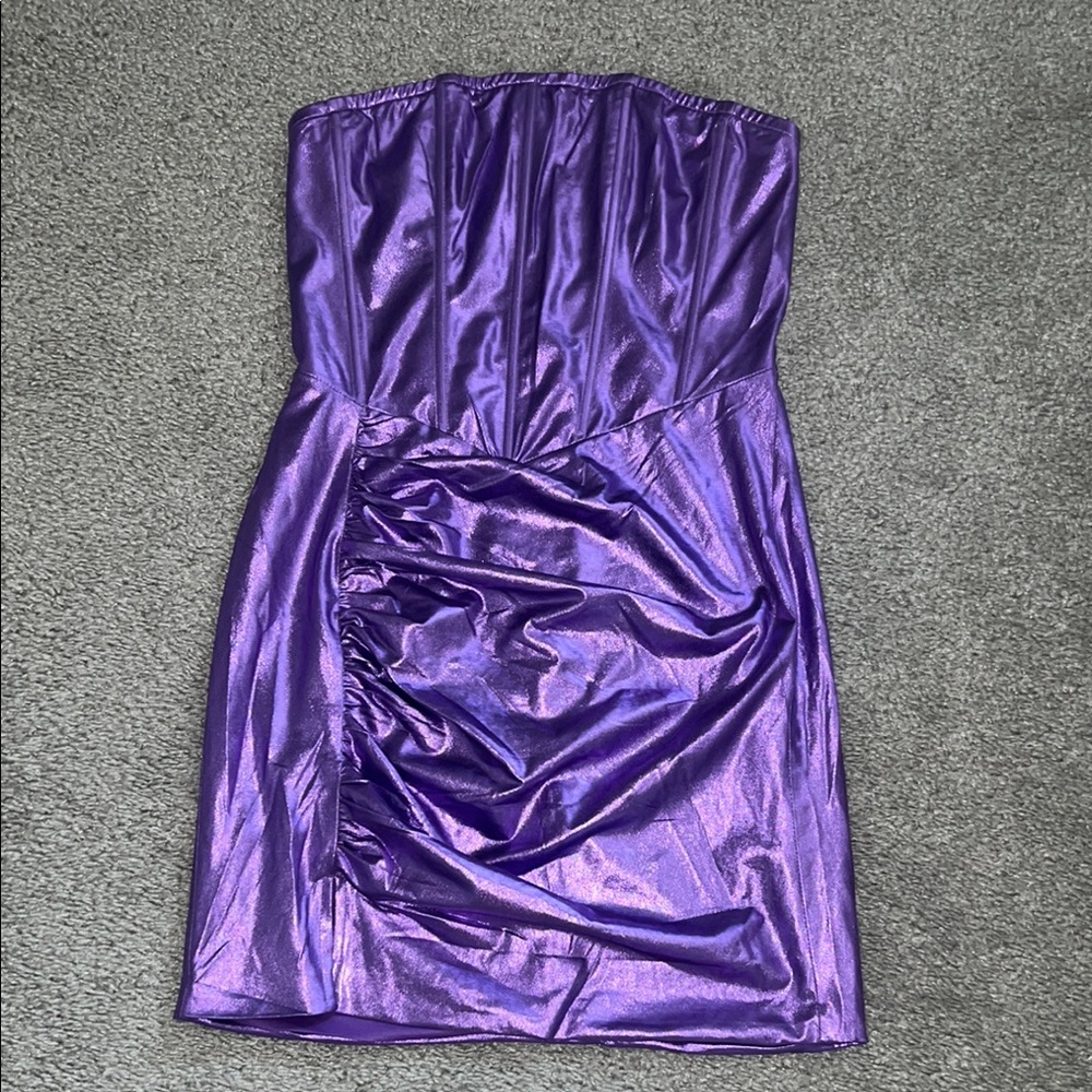 Elegant Purple Strapless Dress